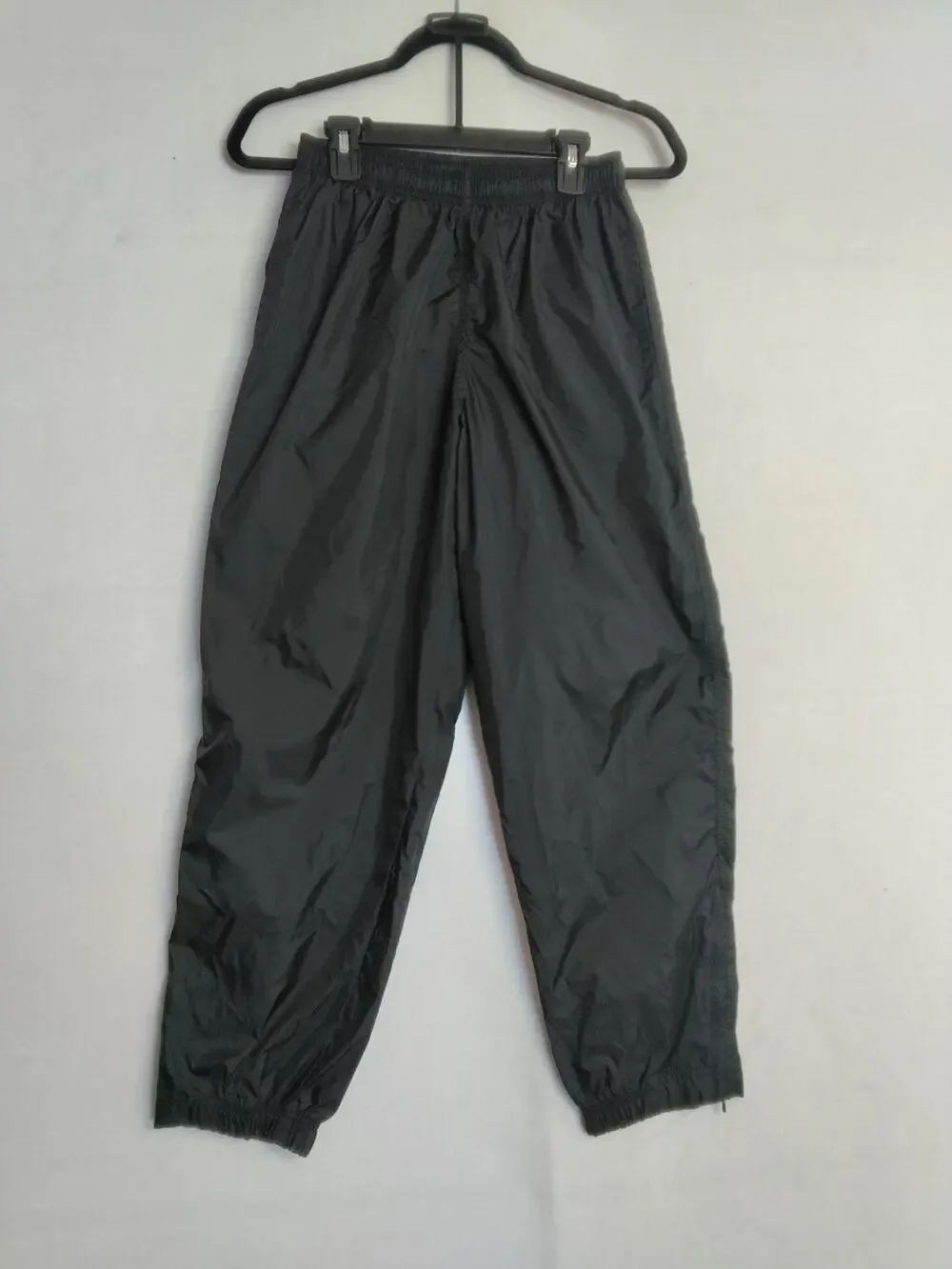 Nike Boys Black Parachute Pants Sz L 14-16 Sporty Back to School Basics